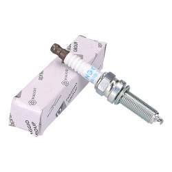 Spark Plug NGK LMAR8EI-7